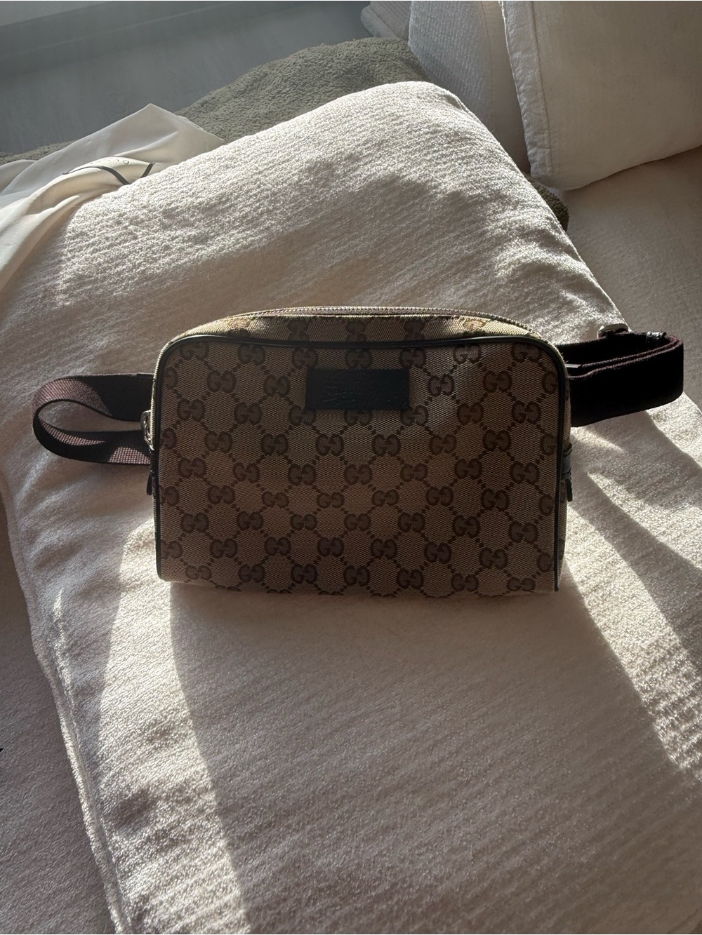 Gucci Beige GG Supreme Canvas Belt Bag
